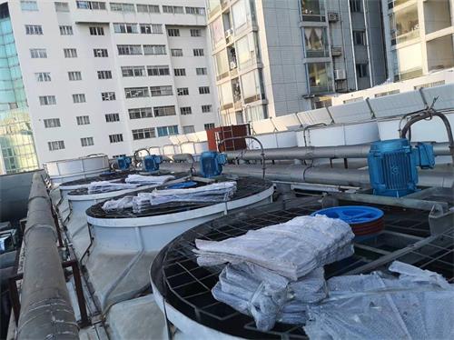 低速大風量<a href=http://www.limijiaoyu.com/peijian/fan/ target=_blank class=infotextkey>冷卻塔風機</a>